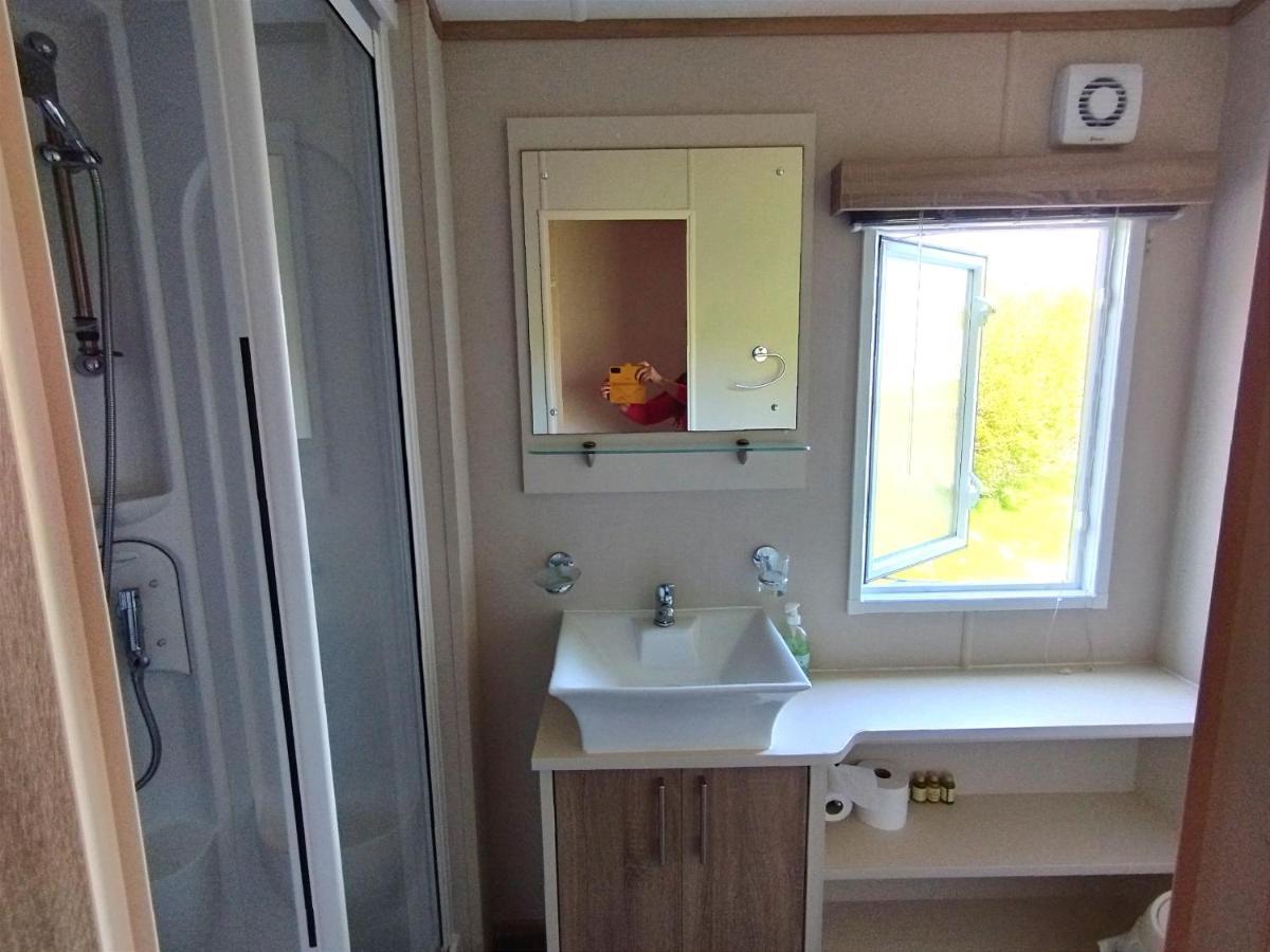 Sand Le Mere Holiday Village Caravan Hire Tunstall  Exteriör bild