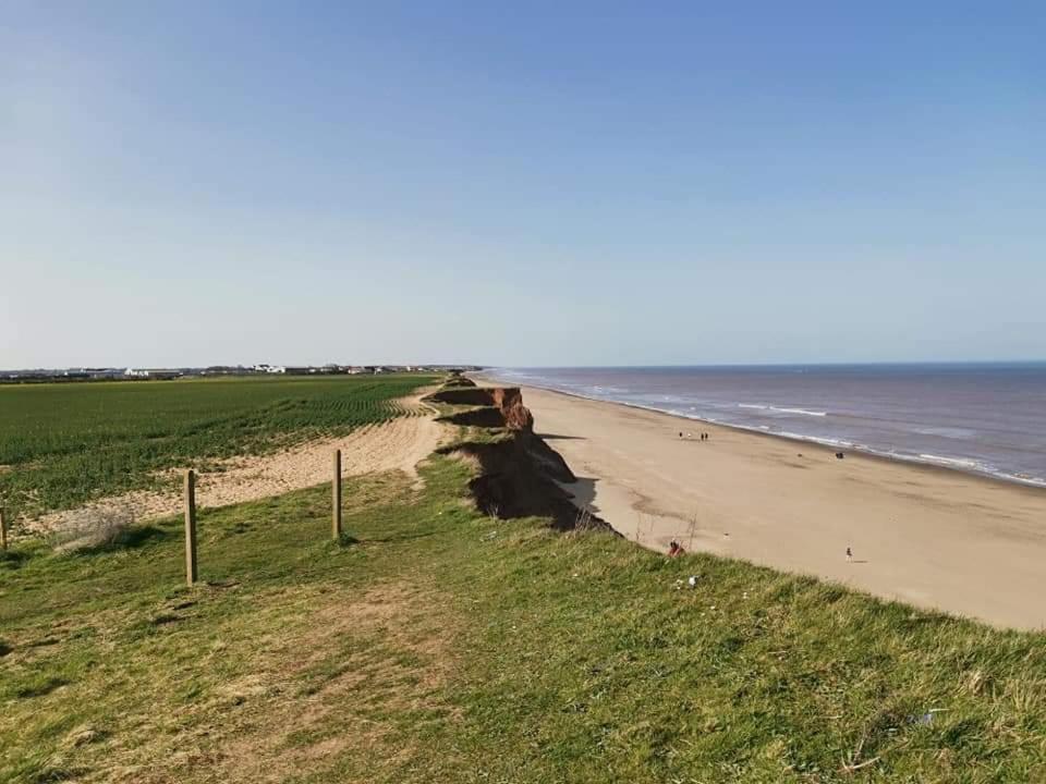 Sand Le Mere Holiday Village Caravan Hire Tunstall  Exteriör bild